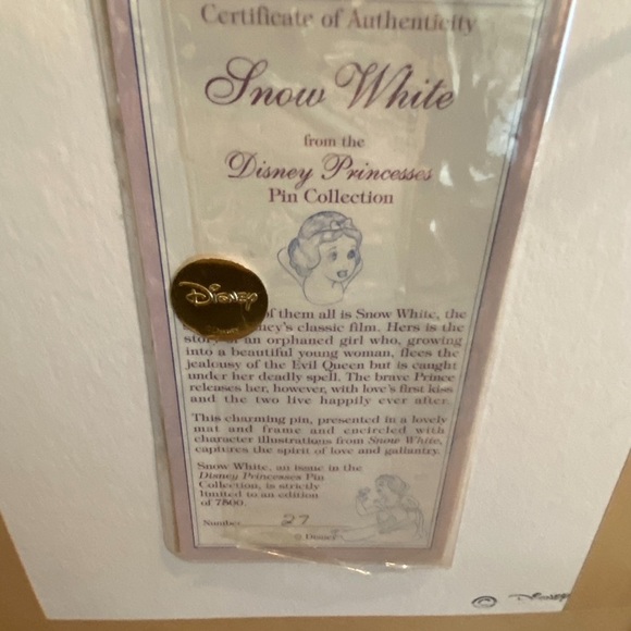 Authentic Disney Model frame Snow White - Picture 4 of 5